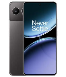 Ein schwarzes Smartphone mit dem Schriftzug Never Settle auf dem Bildschirm, der sowohl das vordere Display als auch die hintere Kamera zeigt.