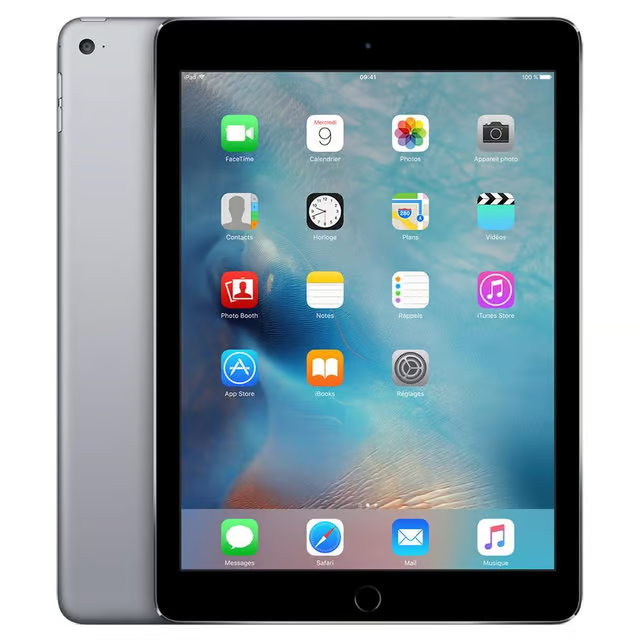 Ein schwarzes Apple iPad mit angezeigtem Startbildschirm vor seiner silbernen Rückseite.