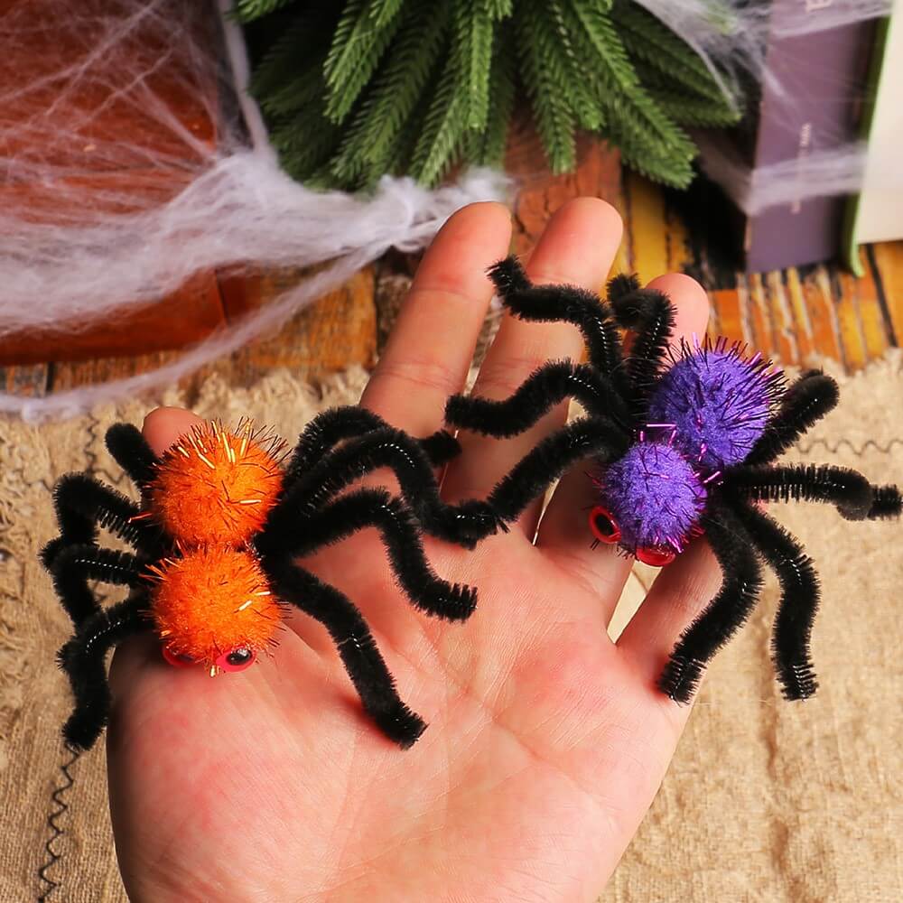 Araignée de 8 cm avec clip
