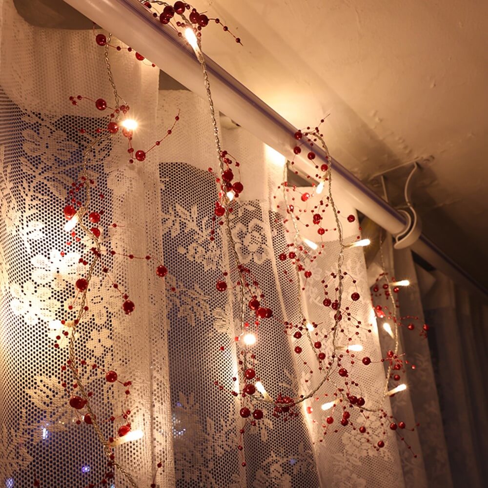 Christmas LED light chain with artificial pearls