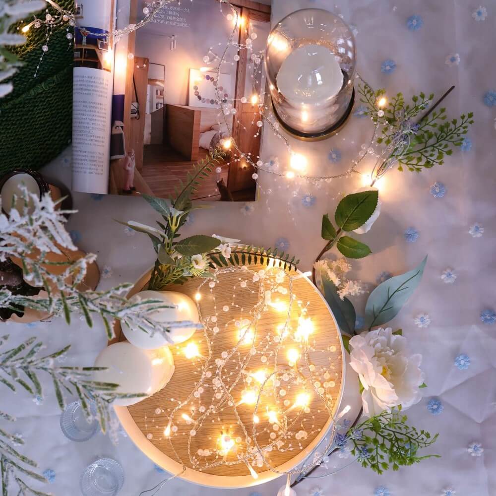 Christmas LED light chain with artificial pearls