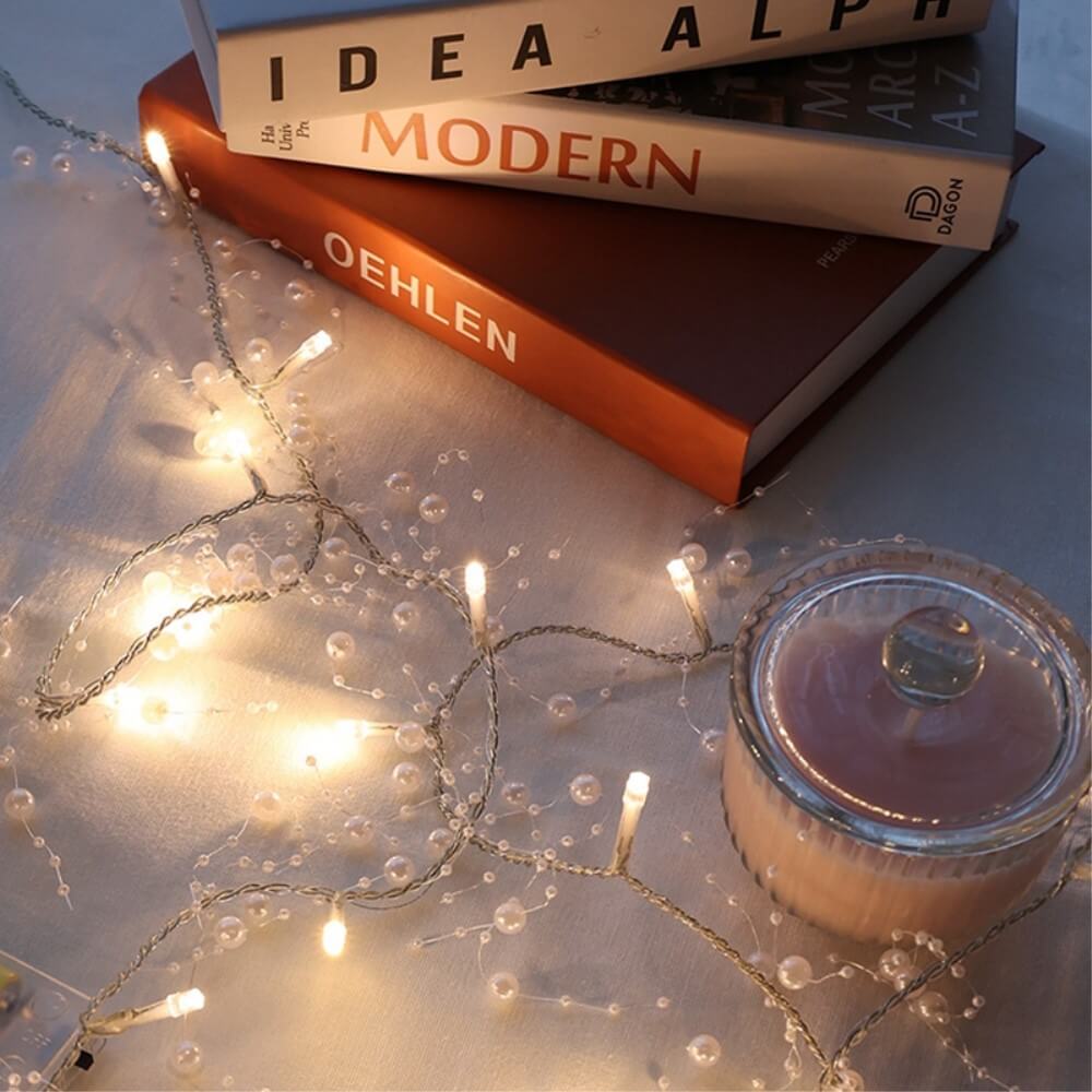 Christmas LED light chain with artificial pearls