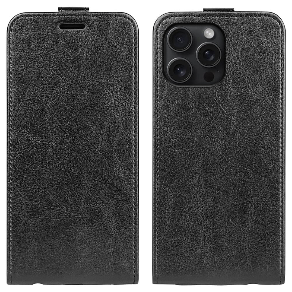 Das Cover-Discount iPhone 16 Pro – Klassisches Flip Case vertikal ist eine schwarze Kunstlederhülle mit einer Frontabdeckung auf der linken Seite und einer Kameraaussparung auf der rechten Seite.
