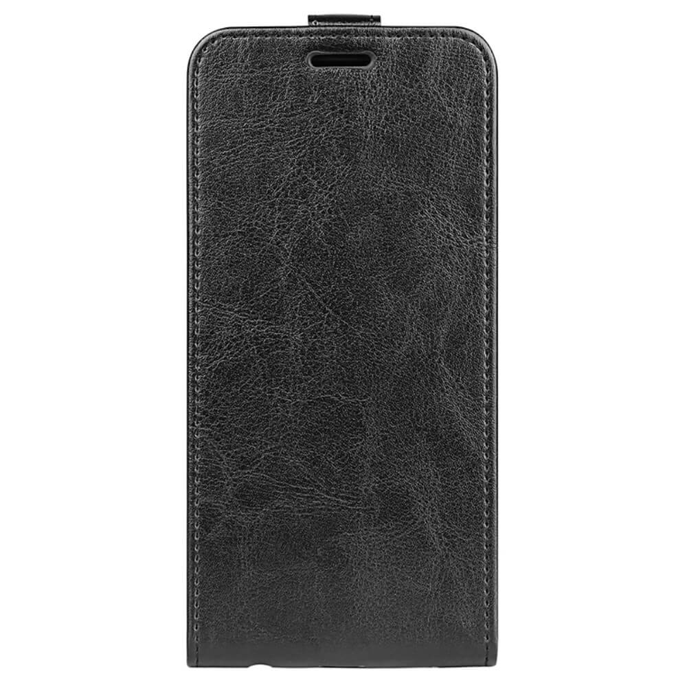 Das Cover-Discount iPhone 16 Pro – Klassisches Flip Case vertikal verfügt über eine elegante schwarze Lederfrontabdeckung, die geschlossen und aufrecht vor einem weißen Hintergrund dargestellt ist.