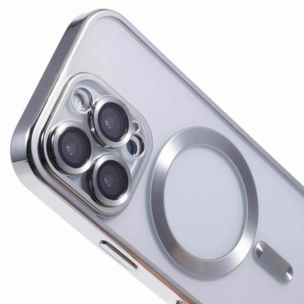 iPhone 16 Pro Max - Rubber phone case with metallic design