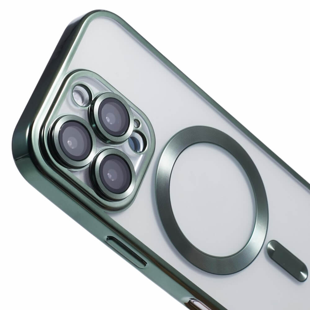 iPhone 16 Pro Max - Rubber phone case with metallic design