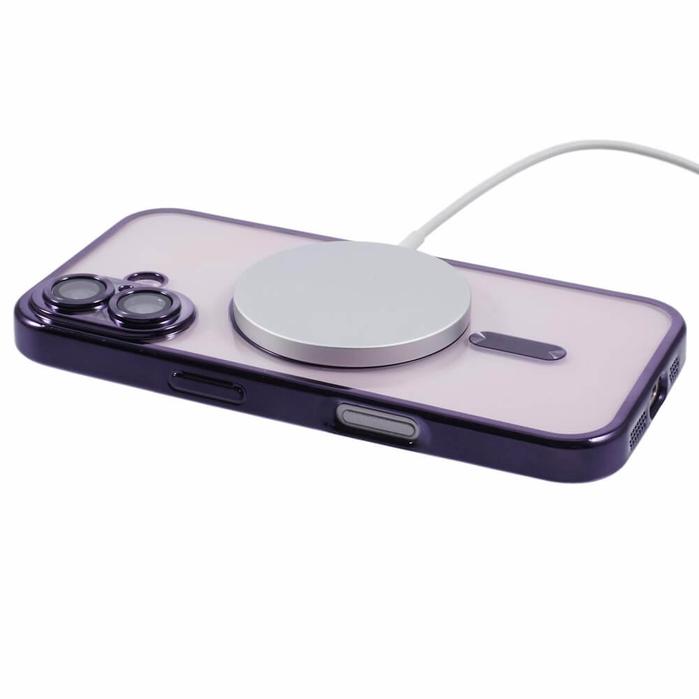 iPhone 16 Plus - Handyhülle mit metallischem Design & Kameraschutz