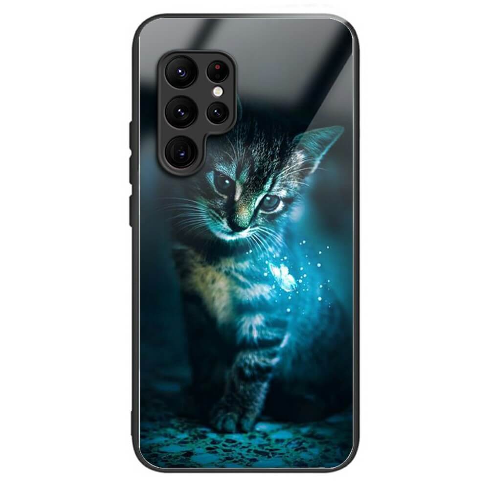 #farbe_katze|Cover-Discount Galaxy S25 Ultra – Panzerglas-Handyhülle mit einem grau getigerten Kätzchen, blau leuchtenden Effekten und schützender TPU-Umrandung für zusätzlichen Schutz.