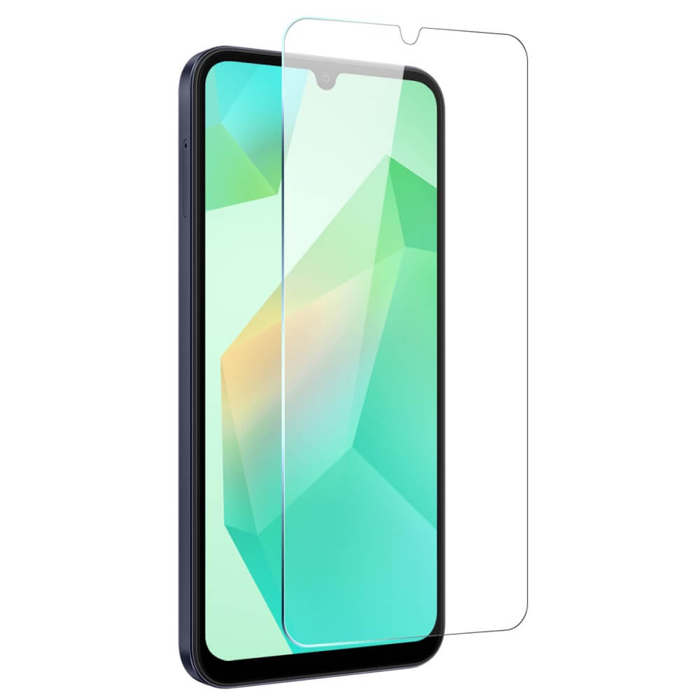 Ein NORTHJO Galaxy A26 5G-Set zeigt das Telefon mit dem mitgelieferten transparenten Panzerglas-Displayschutz, der präzise über dem Display ausgerichtet ist.