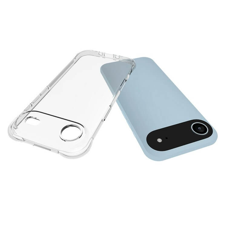 Das Cover-Discount iPhone 17 Air - Drop Protection Silikon Case, eine transparente TPU-Hülle, liegt neben einem Smartphone mit hellblauer Rückseite und schwarzem Kamerastreifen und bietet schlanken Stil und zuverlässigen Fallschutz.