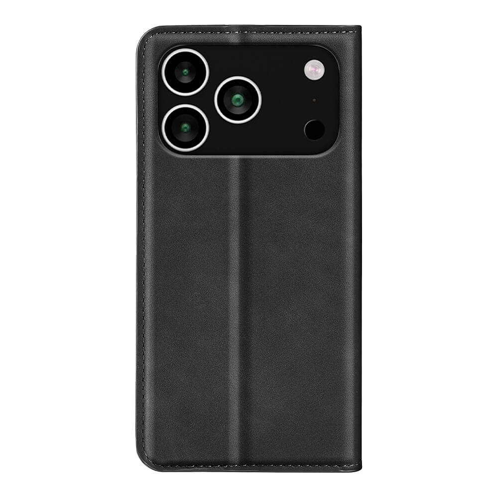 Das Cover-Discount iPhone 17 Pro Stand Flip Case Hülle in schwarzem Leder verfügt über sichtbare Kameraausschnitte und Randnähte, dargestellt von der Rückseite.