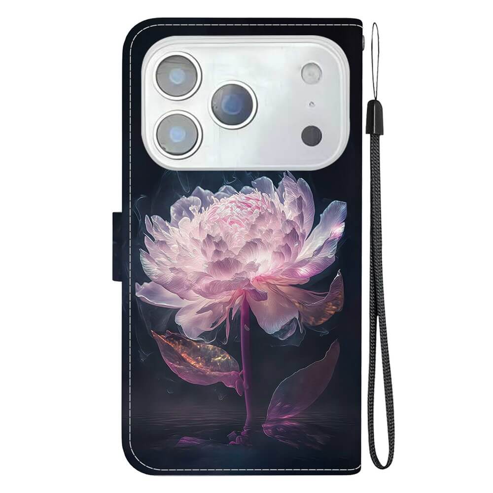 Die Cover-Discount iPhone 17 Pro - Tasche Hülle mit Blüten Motiv verfügt über eine große, zartrosa Pfingstrose und besitzt ein schwarzes Handgelenkband für extra Komfort.