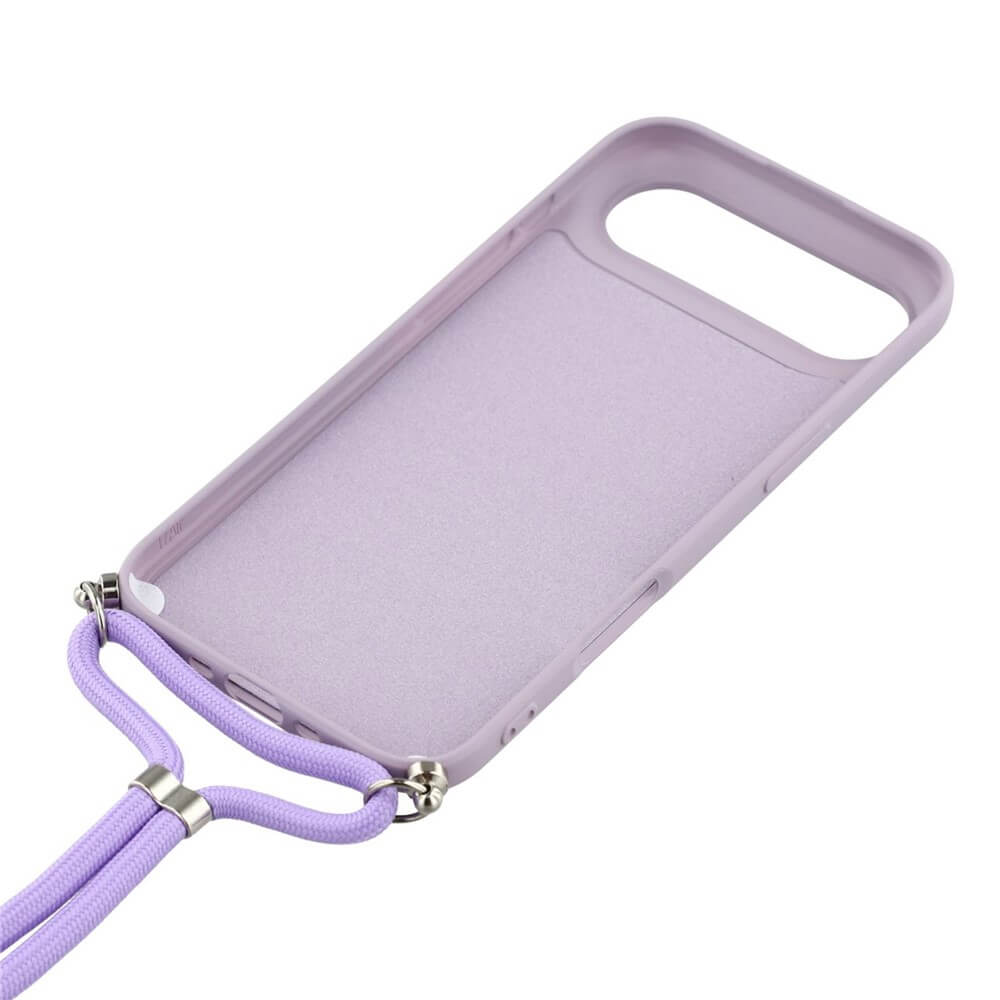 Die Cover-Discount iPhone 17 Air - Hülle mit Umhängeband in Lavendel, inklusive Metallklammern, schräg von der Seite gezeigt - die ideale TPU-Schutzhülle für dein iPhone 17.