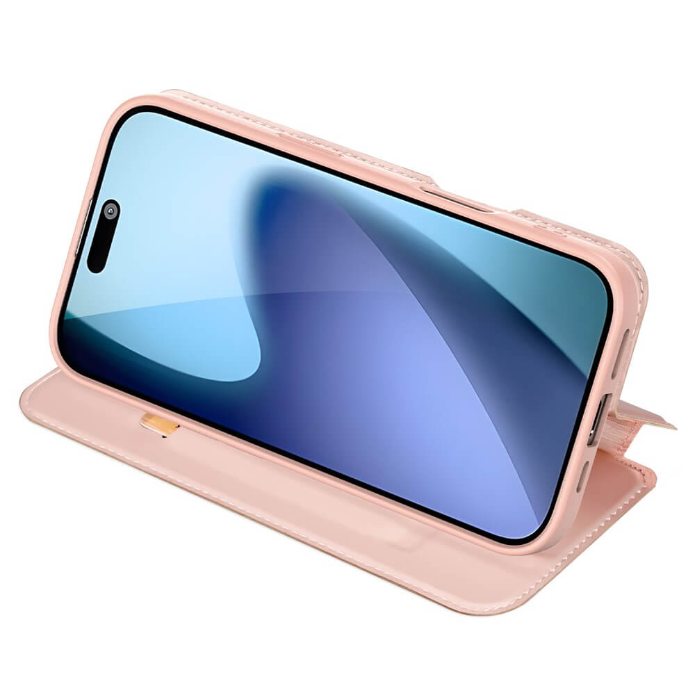 Ein iPhone 17 in einem rosafarbenen Dux Ducis Skin Pro Flip Case von Dux Ducis, das horizontal mit beleuchtetem Bildschirm angezeigt wird.