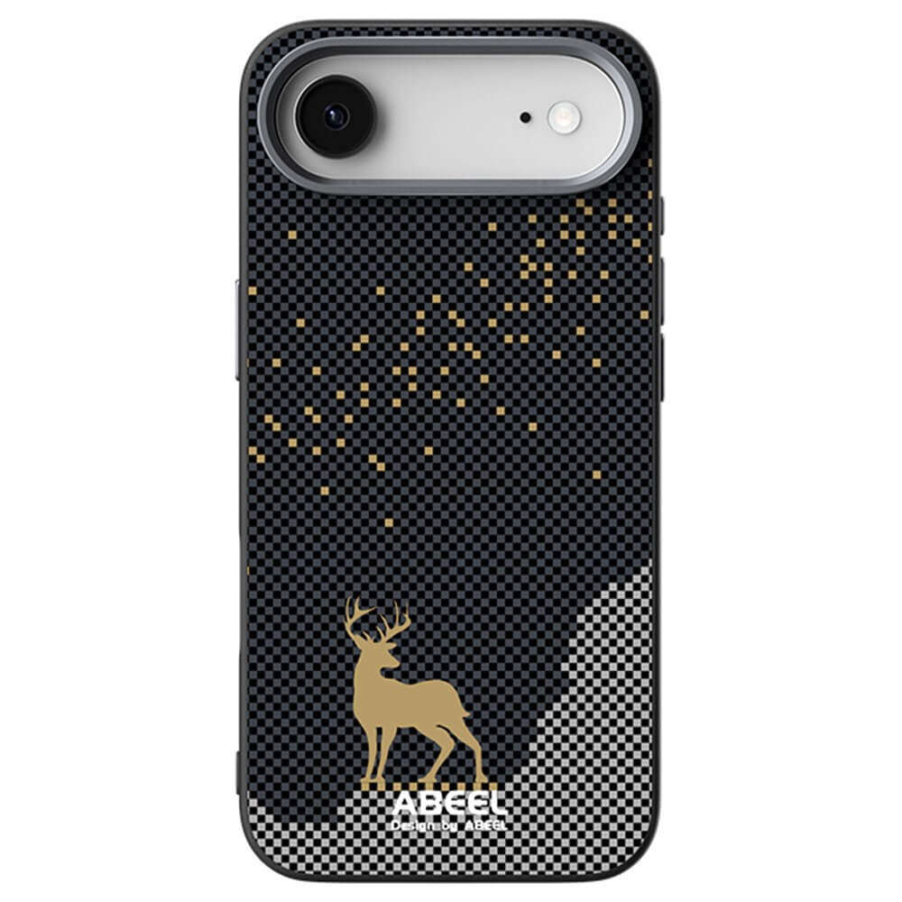 #farbe_hirsch|Die ABEEL iPhone 17 Air Silikon Hülle zeigt einen goldenen Hirsch und goldene Punkte auf schwarzem Karo mit ABEEL-Schriftzug, ist MagSafe kompatibel und ermöglicht einfaches kabelloses Laden.