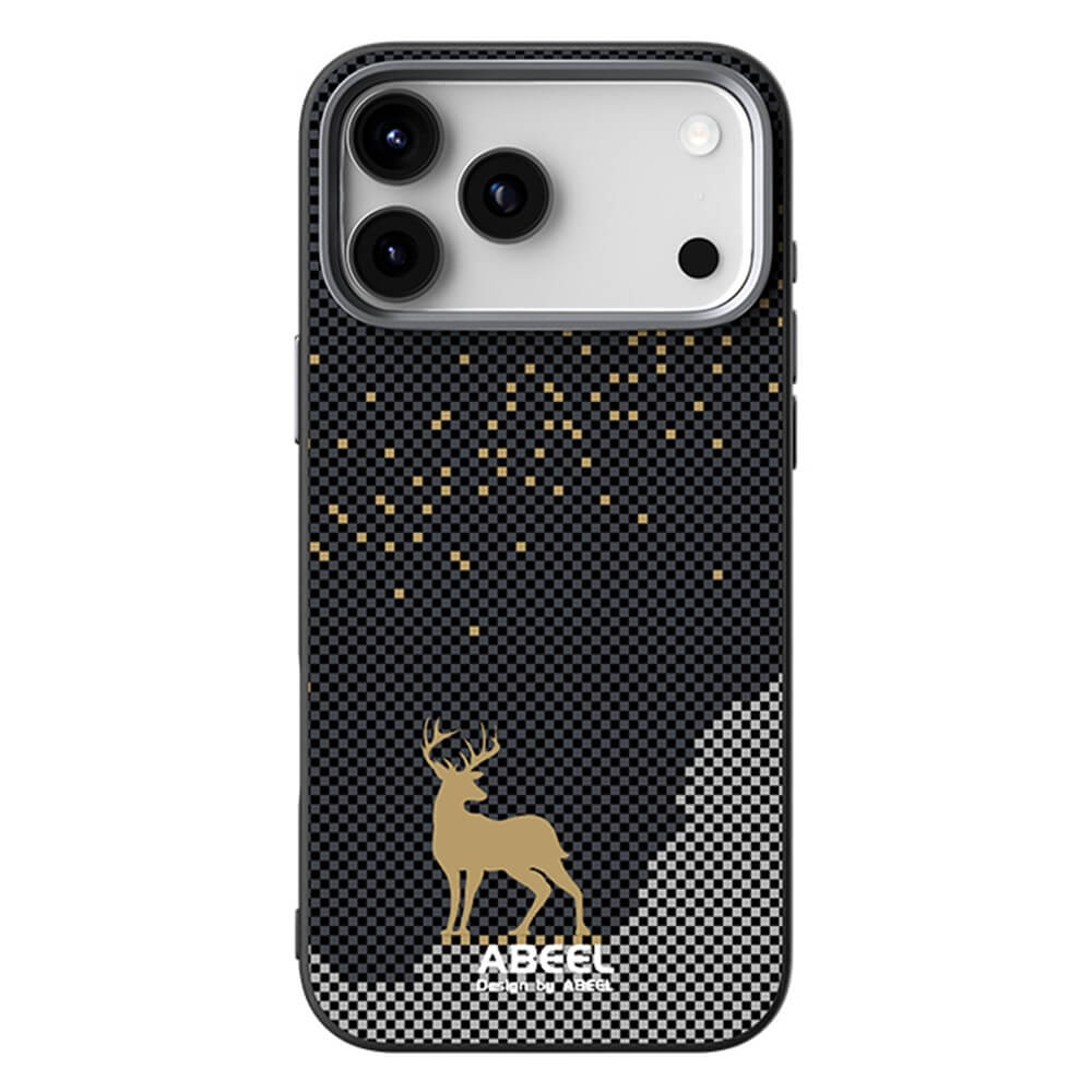 #farbe_hirsch|ABEEL iPhone 17 Pro Silikon Hülle mit Motiv: Goldener Hirsch, schwarz kariertes Design und goldene Punkte. MagSafe-kompatibel für bequemes Laden.