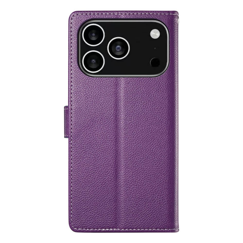 Lila Lederhülle für das iPhone 17 Pro von Cover-Discount, mit sichtbaren Nähten und Kameraausschnitt-Struktura Design Leder Etui Hülle für einen stilvollen Look.