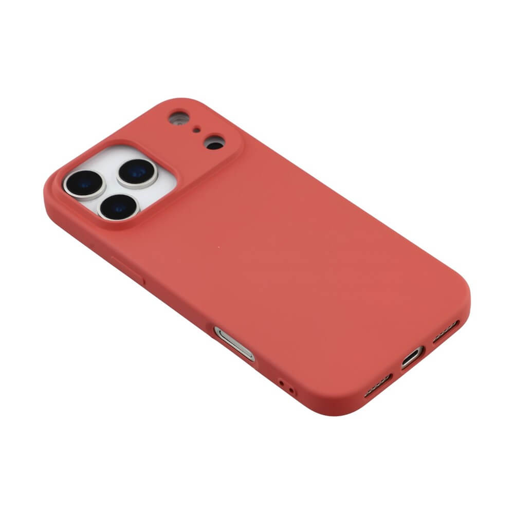 Rote matte Smartphone-Schutzhülle mit drei Kameraaussparungen und präzisen Öffnungen für Tasten und Ladeanschluss