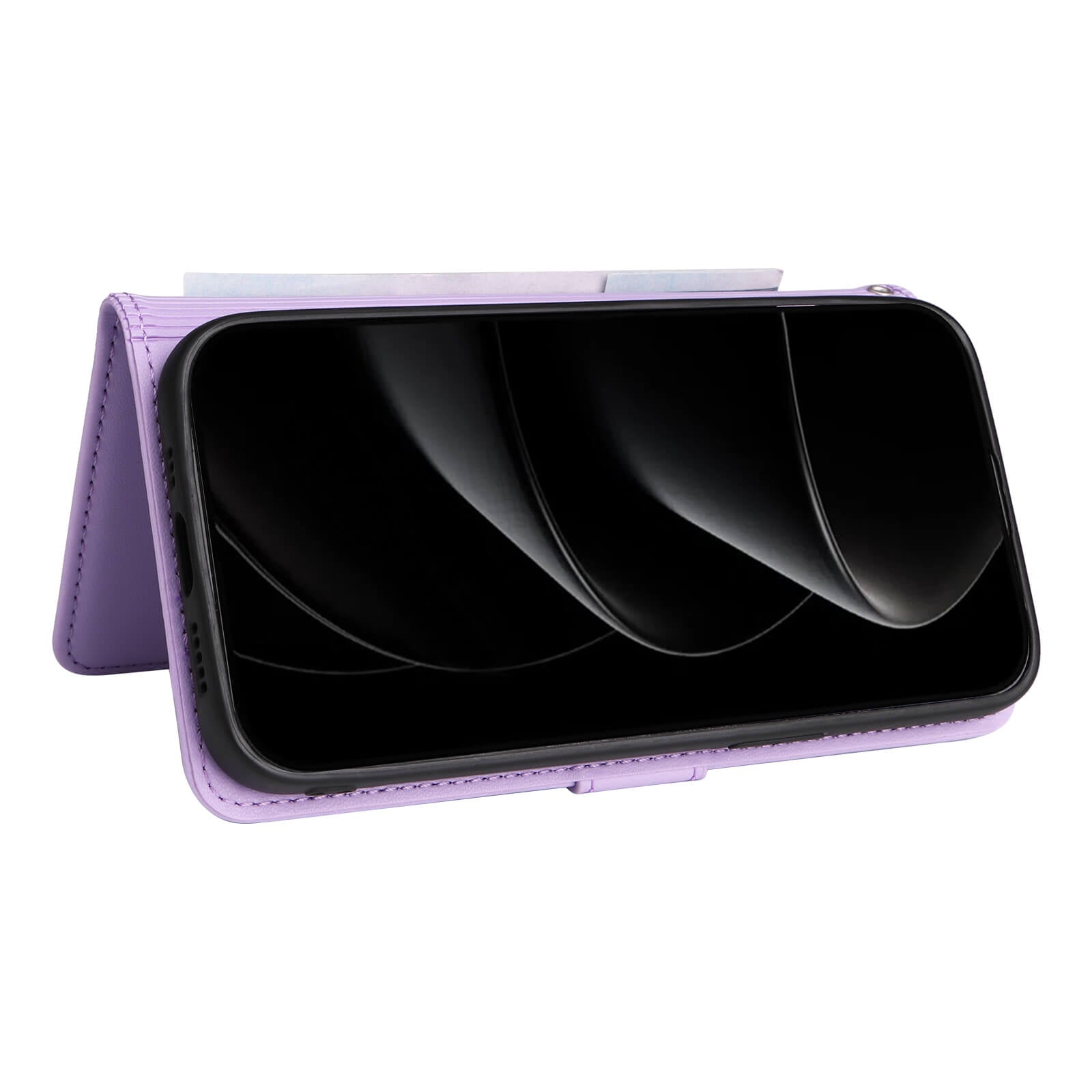 Lavendelfarbene Klapphülle als Ständer für Smartphone mit reflektierendem Bildschirm vor weißem Hintergrund
