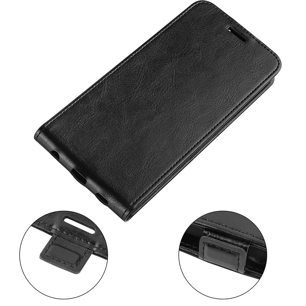 Das Cover-Discount Galaxy A37 Klassisches Flip Case vertikal aus schwarzem Kunstleder verfügt über genähte Kanten und einen magnetischen Verschluss, der in Nahaufnahme präsentiert wird.
