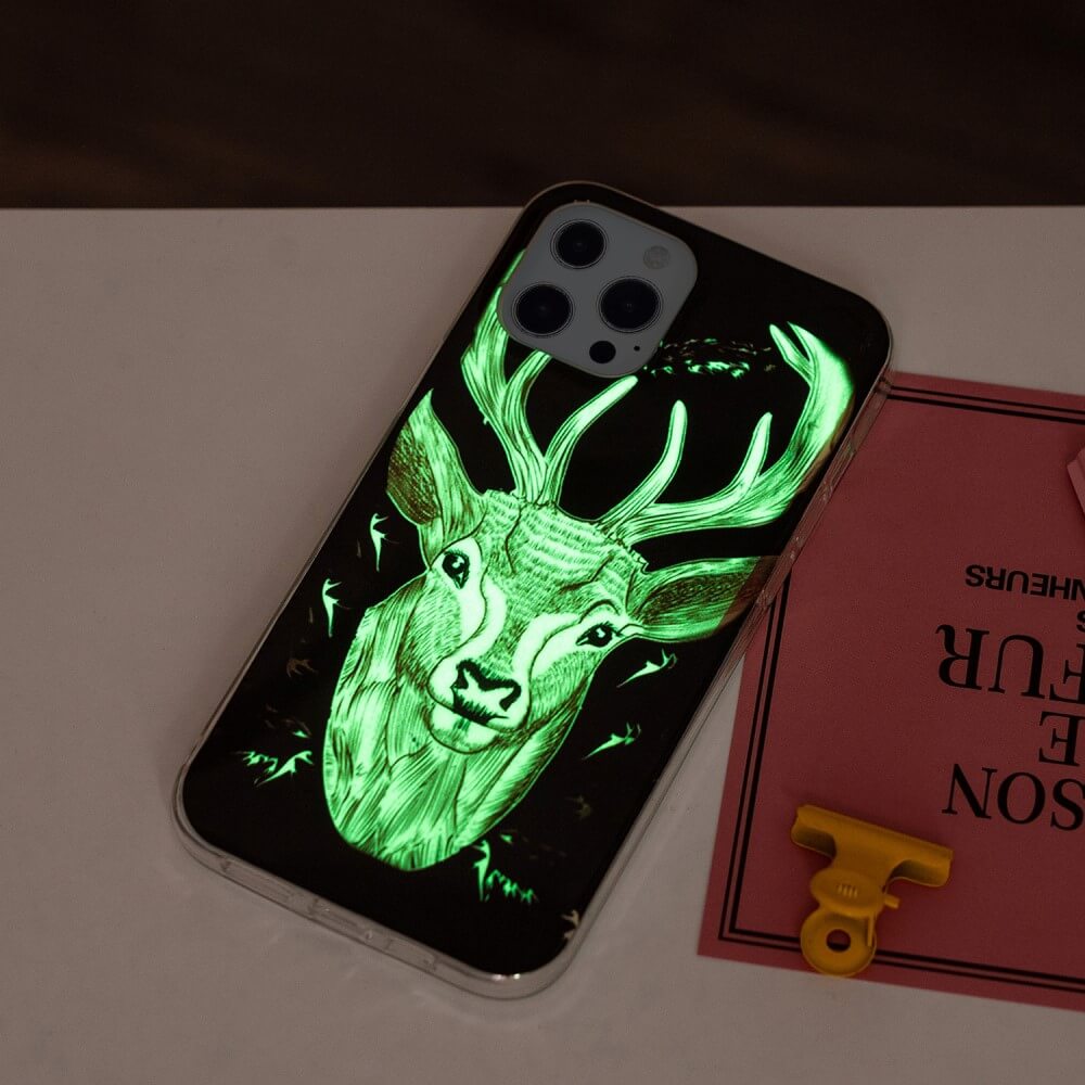 iPhone 15 - Coque luminescente en silicone