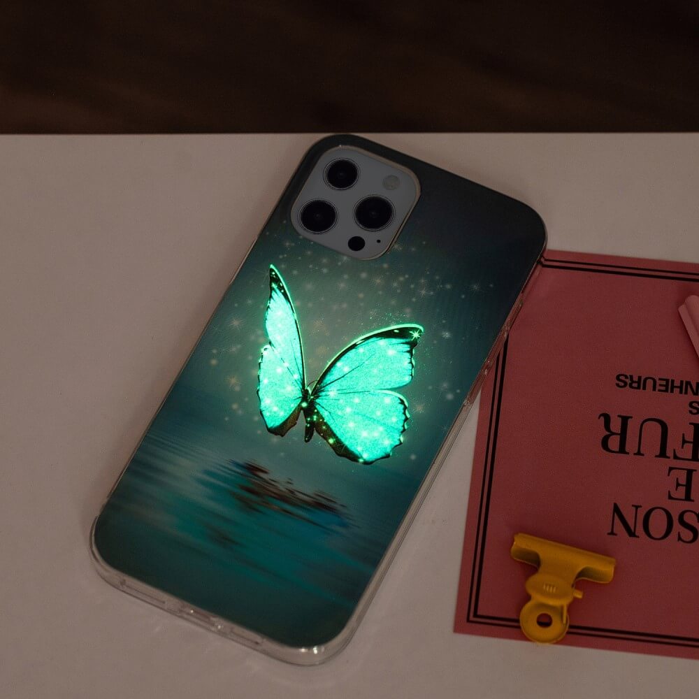 iPhone 15 - Coque luminescente en silicone