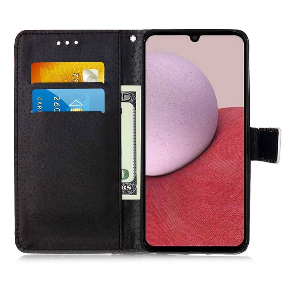 Die schwarze Cover-Discount Galaxy A35 - Tasche Hülle mit Motiv verfügt über Kartenfächer, bietet Platz für Karten, Bargeld und das Smartphone - ideal als Ledertasche und praktischer Schutz.