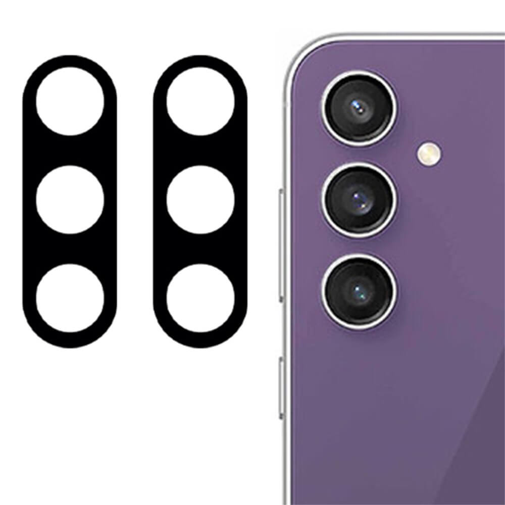 Lila Galaxy S24 FE mit drei Rückkameras und Blitz, daneben zwei Cover-Discount Panzerglas Kamera-Aufkleber (Galaxy S24 FE – 2 Stk.) für zusätzlichen Schutz des Kameraobjektivs.