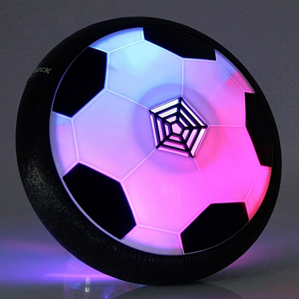 Der Cover-Discount Hover Fußball mit LED Licht, ein elektrischer Air Power Soccer Ball für Kinder, leuchtet in Blau und Pink - das ideale Indoor-Spielzeug für spannende Spiele auch bei Dunkelheit.