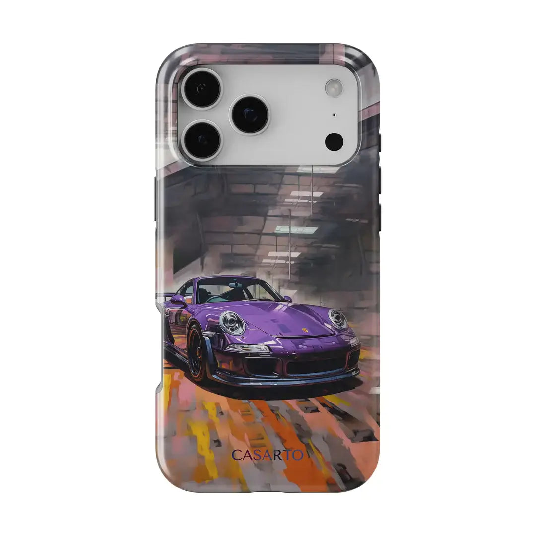 Limitierte Art Edition Handyhülle von Cover-Discount mit einem gemalten lila Sportwagen und CASARTO Logo, entworfen für iPhone 16 Pro Max - Casarto Handyhülle Pure Power, MagSafe kompatibel.