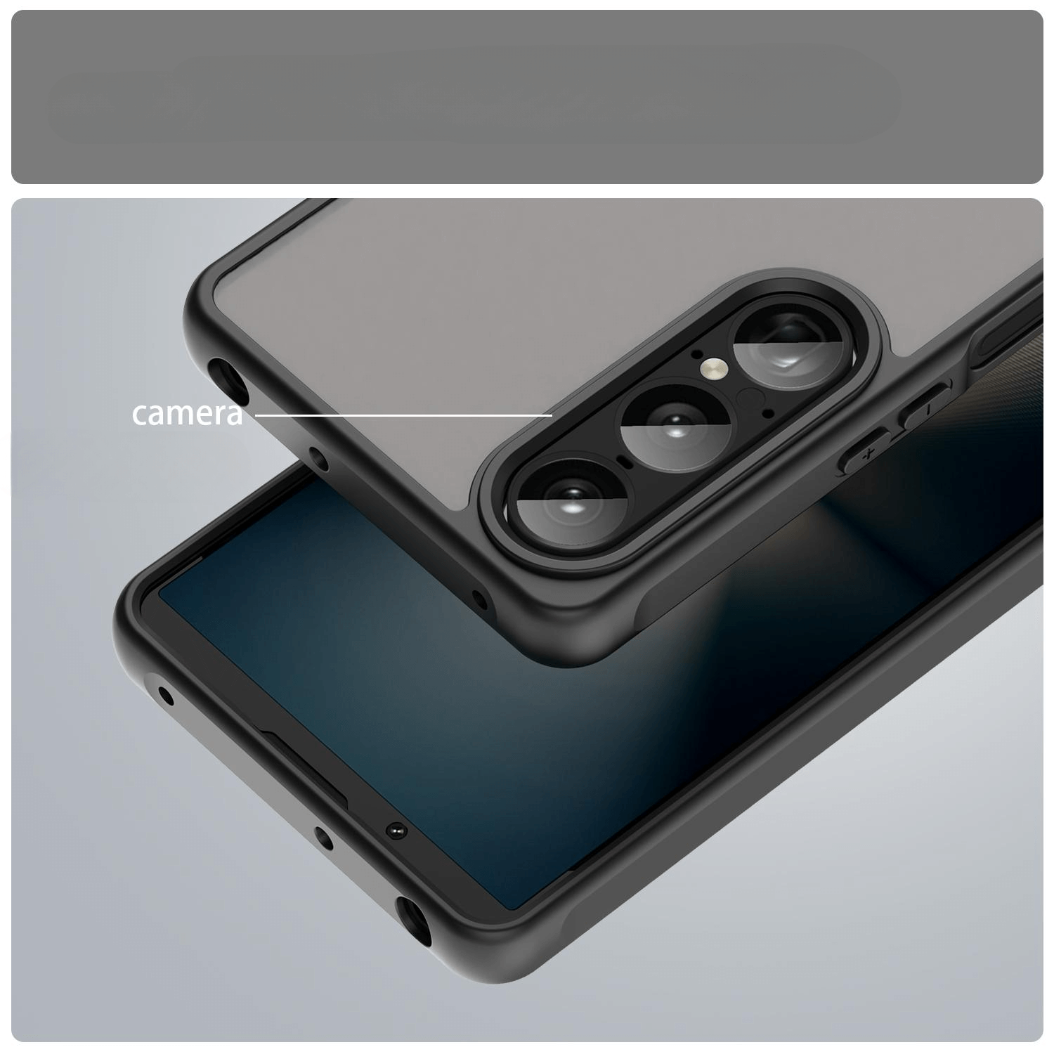 Nahaufnahme des Sony Xperia 1 VII in einer Cover-Discount Acryl-Handyhülle mit Bumper und Kameraschutz, die die Rückkamera und den beschrifteten Kameraschutz zeigt.