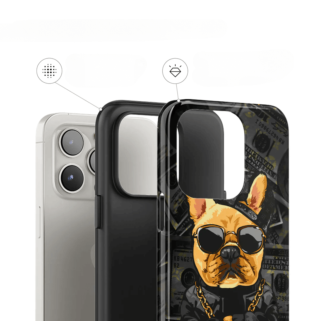 Zeigen Sie Ihren Stil mit der Limited Edition Cover-Discount Galaxy S25 - Casarto Handyhülle Boss - wählen Sie das schlichte Schwarz oder den Hund mit Sonnenbrille und Gelddruck. Beide sind MagSafe-kompatibel für bequemes Aufladen und auffälliges Aussehen.
