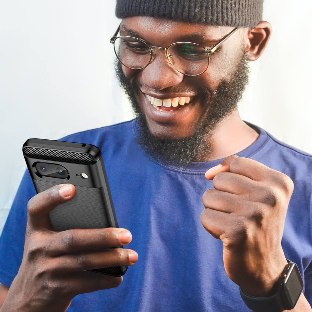 Google Pixel 8 - Metal Carbon Look Case