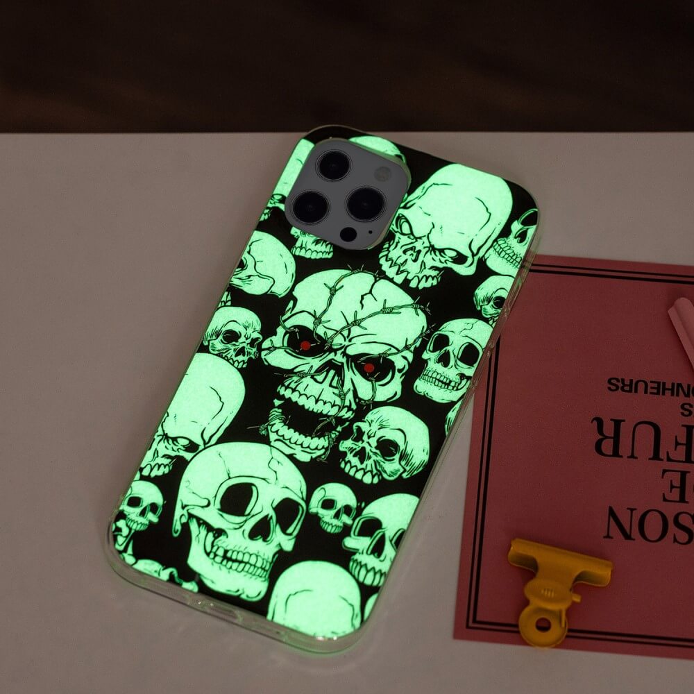 iPhone 15 - Coque luminescente en silicone