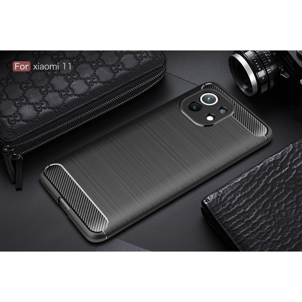 Xiaomi Mi 11 - Metall Carbon Look Gummi Hülle dunkelblau