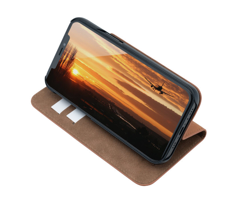 iPhone 12 Pro Max - JT Berlin Tegel Flip Case cognac
