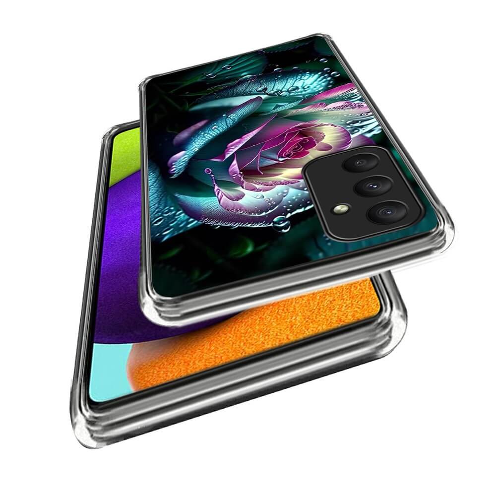 Zwei Smartphones mit lebendigen Bildschirmen; eines zeigt das Cover-Discount Galaxy A35 - Cover Handyhülle mit stilvollem Motiv mit Dreifachkamera und Wassertropfen-Design.