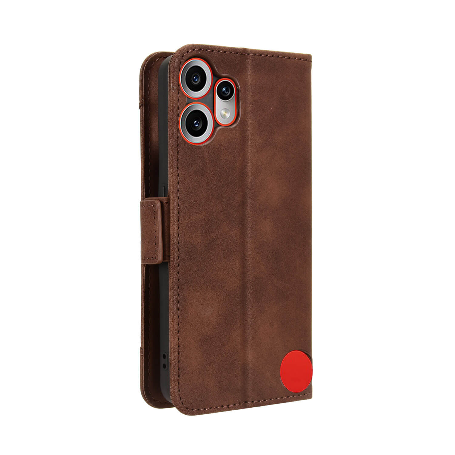 Das Cover-Discount CMF Phone 2 Pro - Etui viele Kartenfächer ist eine braune Ledertasche mit Kartenfächern, einem roten Knopf und einem dreifachen Kameraausschnitt, die aufrecht stehend gezeigt wird.