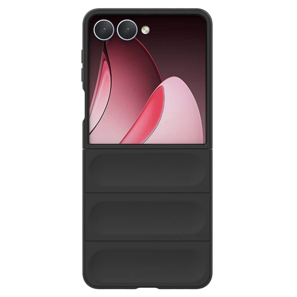 Die Cover-Discount Galaxy Z Fold7 - Rugged Protective Hülle in Schwarz, mit Dual-Kamera-Ausschnitt und teilweise geöffnet mit pinkem Hintergrundbild, bietet mit ihrem robusten Design maximalen Schutz.
