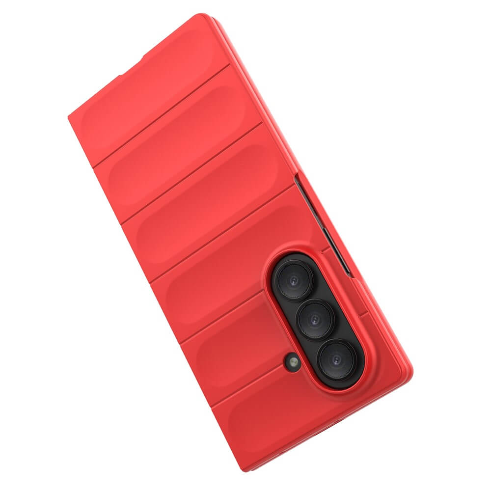 Die Cover-Discount Galaxy Z Fold7 - Rugged Protective Hülle verfügt über ein stilvolles, strukturiertes Design für maximalen Schutz und deckt die dreifache Rückkamera vollständig ab. Perfekte Mischung aus Haltbarkeit und Stil für Ihr Galaxy Z Fold7.