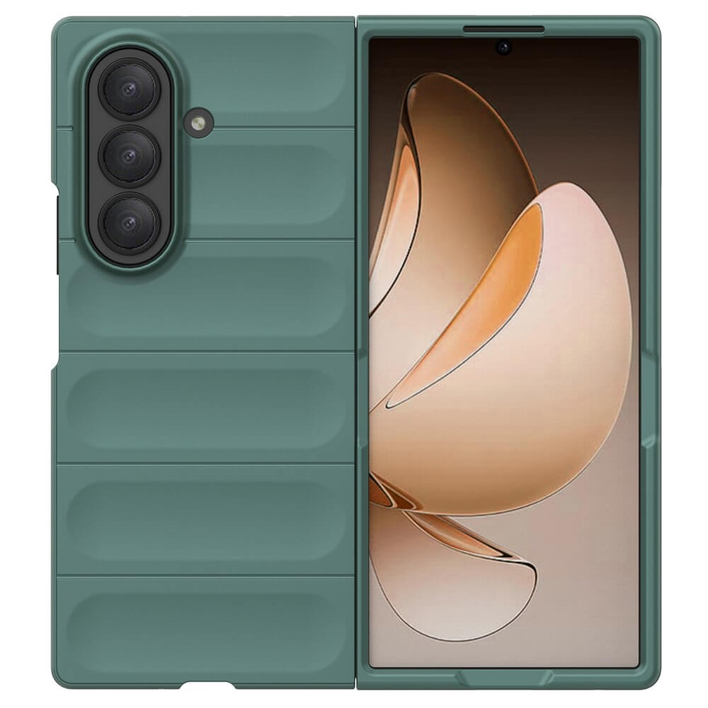 Die Cover-Discount Galaxy Z Fold7 - Rugged Protective Hülle ist eine grüne faltbare Smartphone-Hülle mit dreifachem Kameraausschnitt auf der Rückseite, abstraktem Bildschirmdesign und maximalem Schutz-Ideal als Galaxy Z Fold7 Hülle.