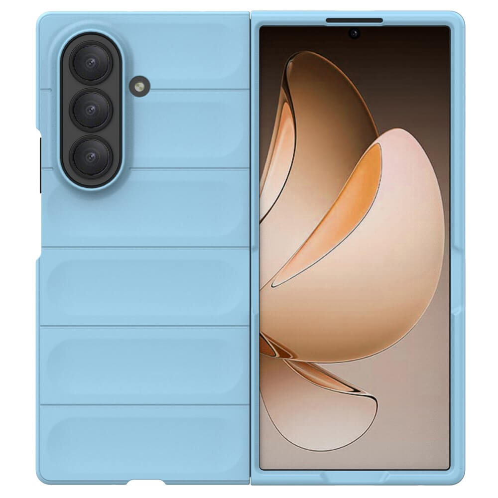 Die Cover-Discount Galaxy Z Fold7 - Rugged Protective Hülle in hellblau bietet maximalen Schutz für Ihr faltbares Smartphone mit dreifacher Rückkamera, hier teilweise geöffnet.