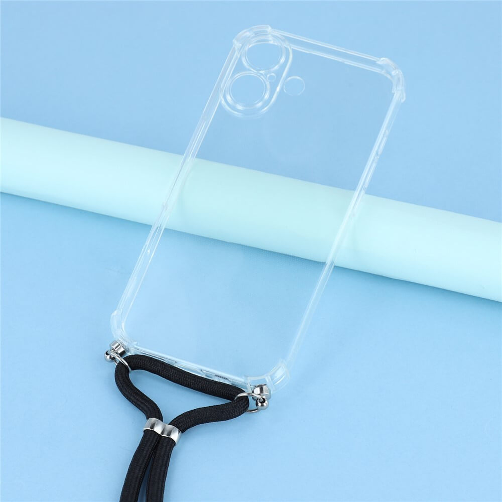 Die Cover-Discount iPhone 17 - Hülle mit Umhängeband aus transparentem TPU mit schwarzem Band liegt auf einer blauen Fläche neben einem hellblauen zylindrischen Objekt.