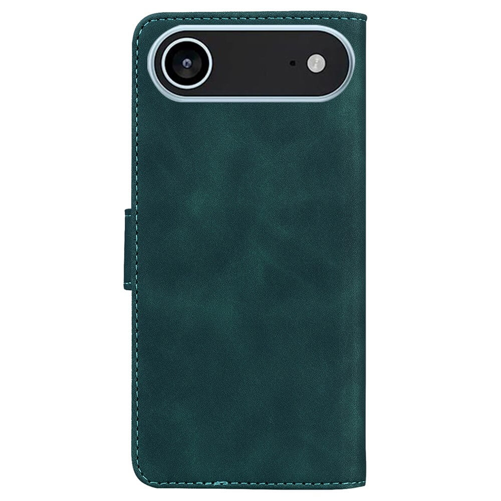Cover-Discount iPhone 17 Air - Solide Leder Etui Hülle in Teal mit sichtbarem Kameraausschnitt, seitlichem Magnetverschluss und Kartenfach.