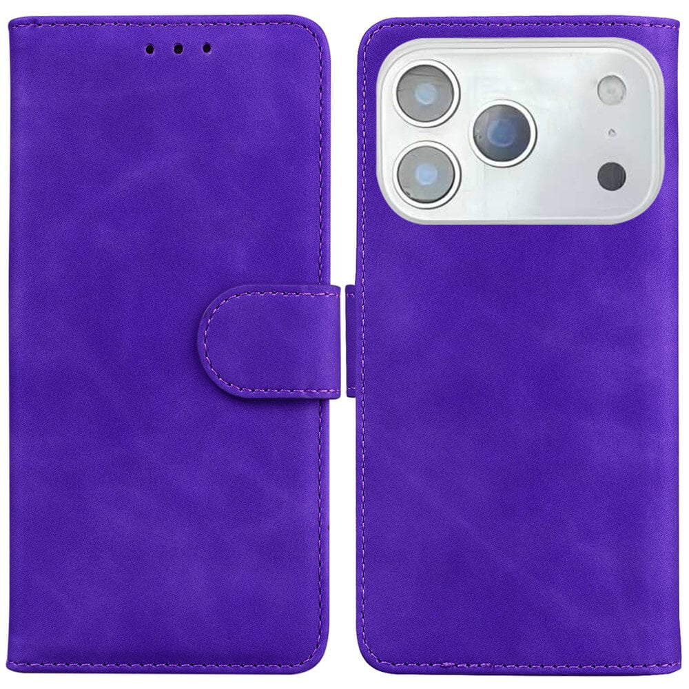 Die Cover-Discount iPhone 17 Pro Max - Solide Leder Etui Hülle in Violett ist offen und geschlossen mit Kameraausschnitt und Kartensteckplatz abgebildet - eine Kombination aus Stil und Funktion für Ihr Gerät.