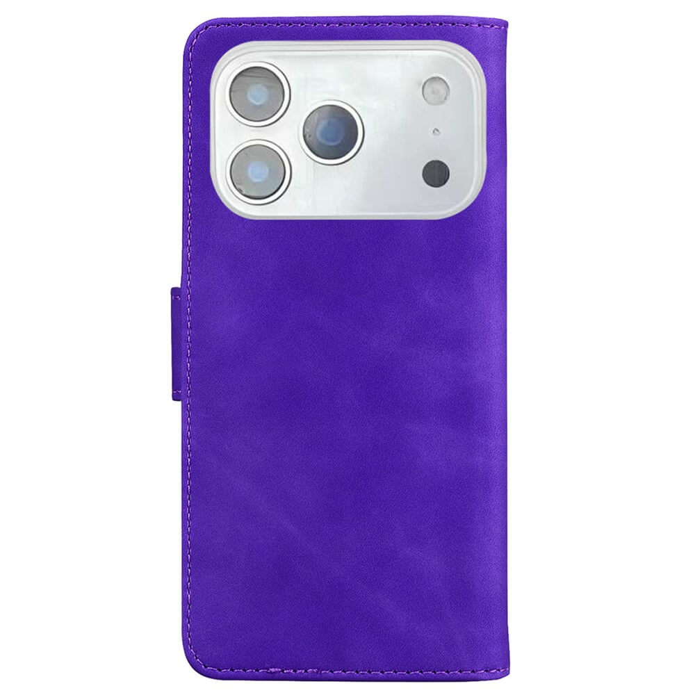 Die Cover-Discount iPhone 17 Pro Max - Solide Leder Etui Hülle in Lila bietet mit Kartenfach und Kameraausschnitt stilvollen und praktischen Schutz für Ihr Smartphone.