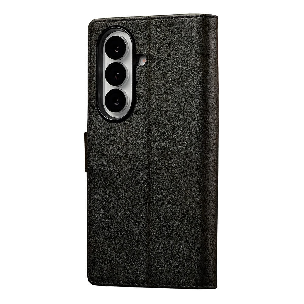 Schwarzes LC.IMEEKE Leder Etui Flip-Case mit Kameraausschnitt für das Galaxy Z Fold7, von hinten betrachtet.