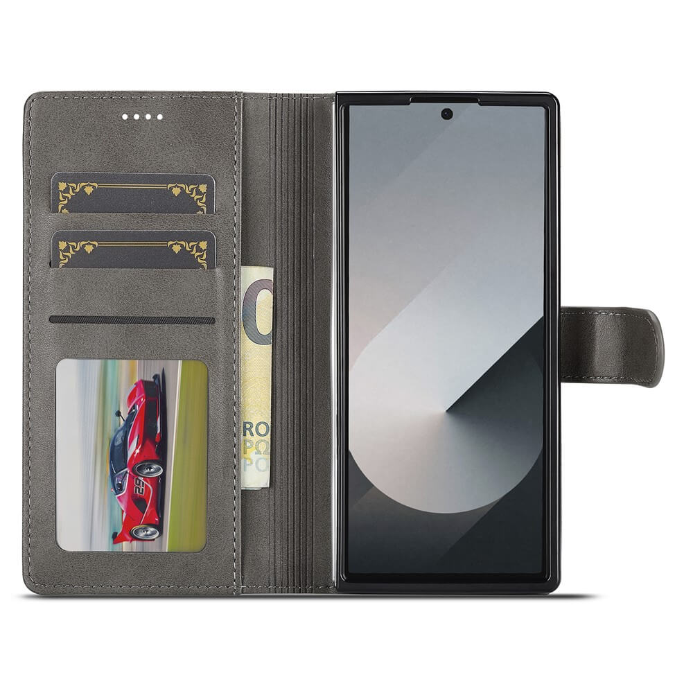 Eine offene graue LC.IMEEKE Leder Etui Hülle für Galaxy Z Fold7 zeigt ein Smartphone, Kartenfächer, Bargeld und ein Foto eines roten Sportwagens.