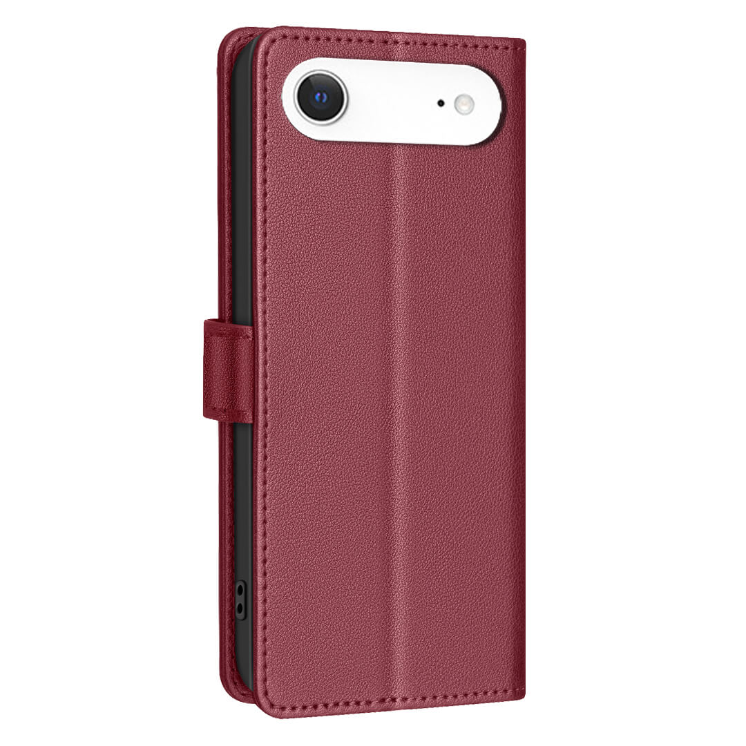Die kastanienbraune BINFEN Color iPhone 17 Air - BINFEN Leder Etui Hülle mit RFID Blocker steht aufrecht, teilweise geöffnet, und hält Ihr Smartphone sicher fest.