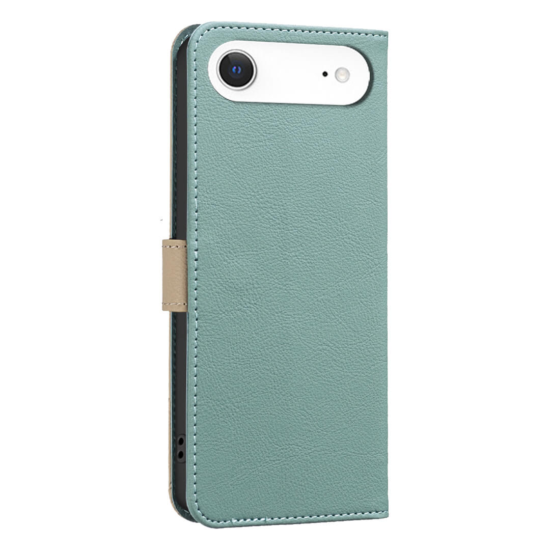 Ein iPhone 17 Air in einer hellgrünen BINFEN Color Ledertasche Floral zeigt die Kamera und den Rand und kombiniert stilvollen Schutz mit integriertem RFID-Schutz für erhöhte Sicherheit.